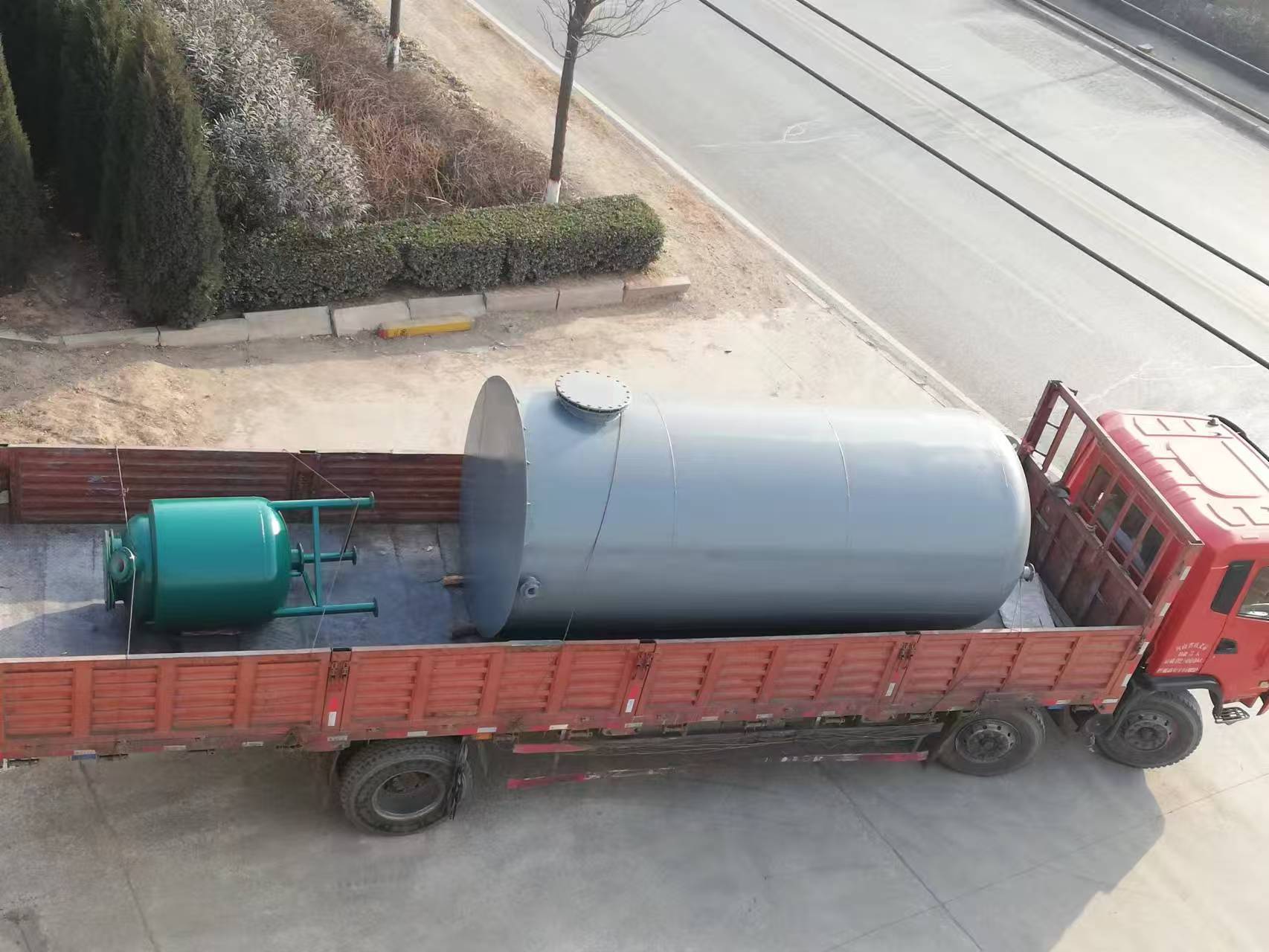 河南储罐生产厂家哪家强 腐蚀工况全场景防腐设备选型指南