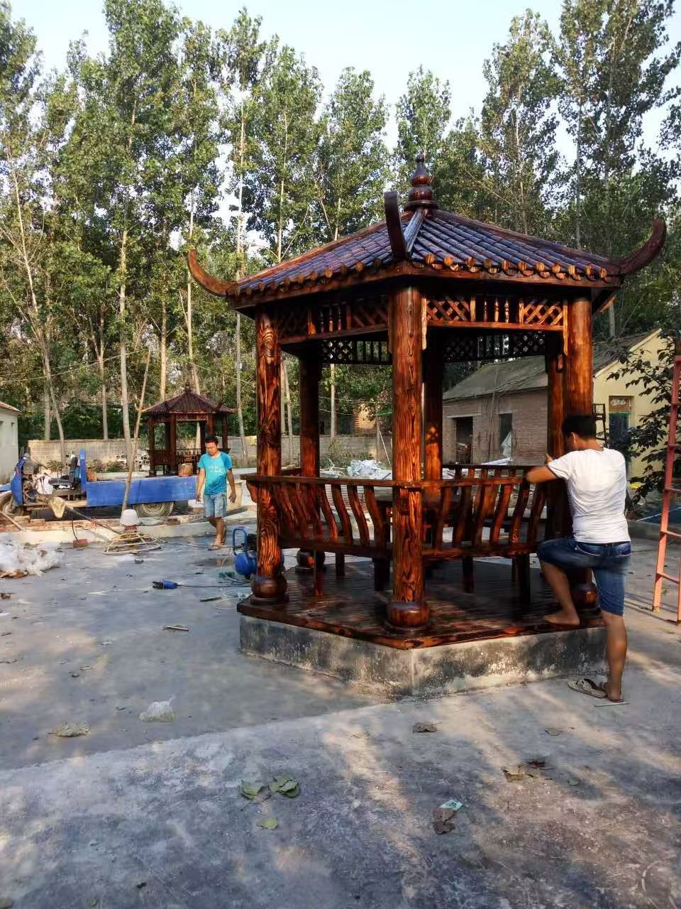 河南防腐木护栏耐用性选型全指南：户外极端工况性能实测