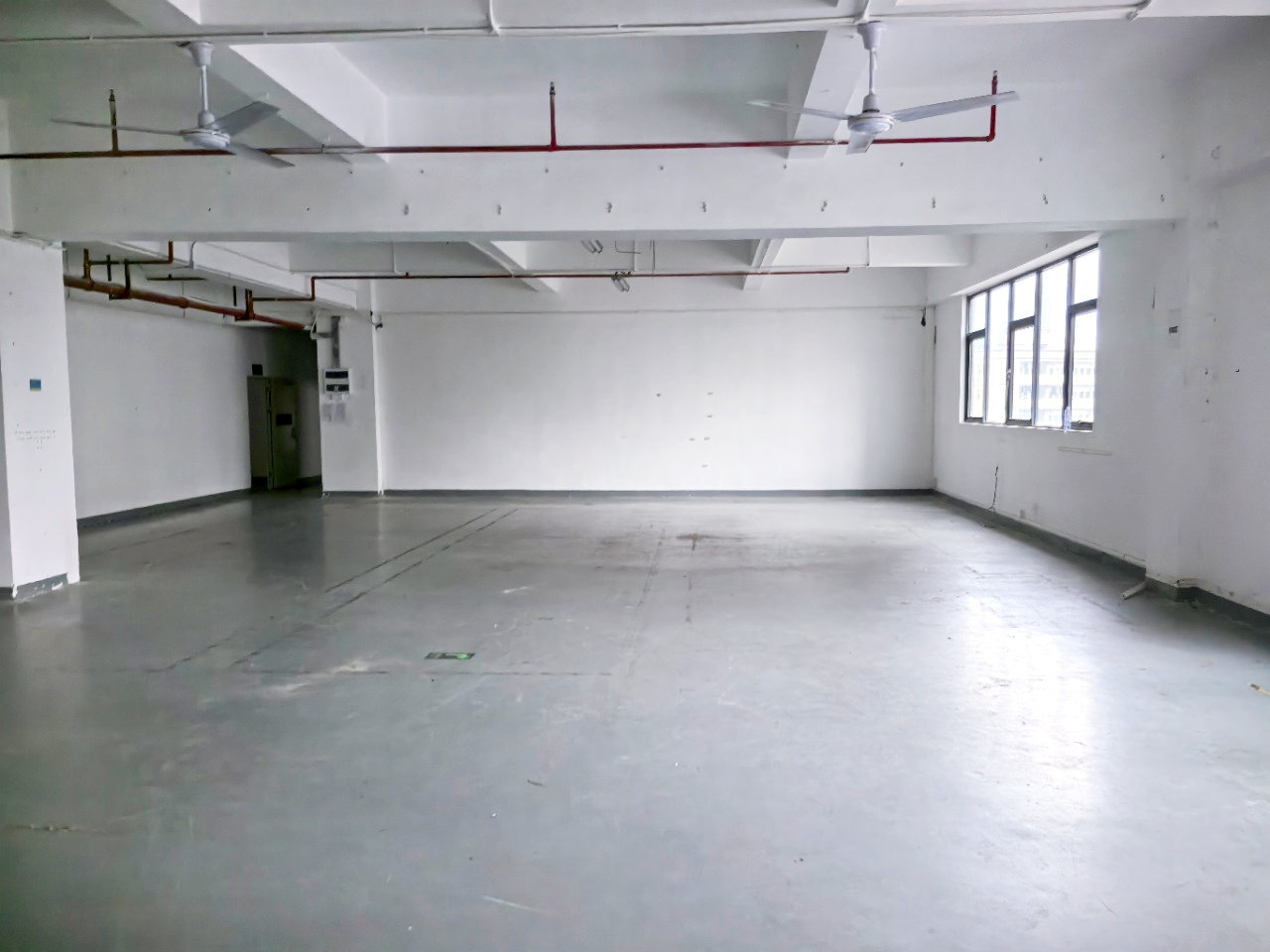 深圳小型仓库租赁哪个适合？概念空间提供专业选择思路与匹配建议